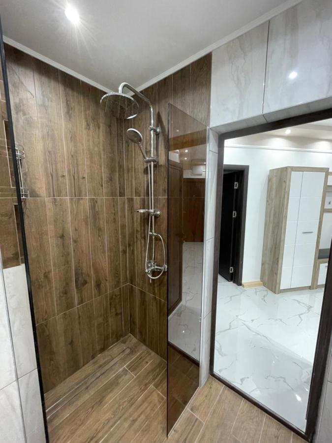 Apartament Deluxe Karina-Free Parking Burgas City Eksteriør billede