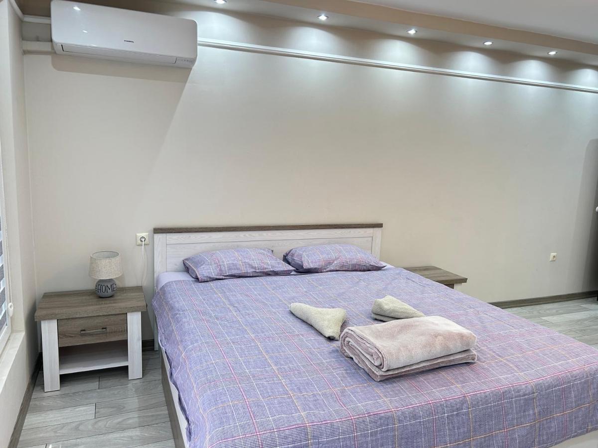 Apartament Deluxe Karina-Free Parking Burgas City Eksteriør billede