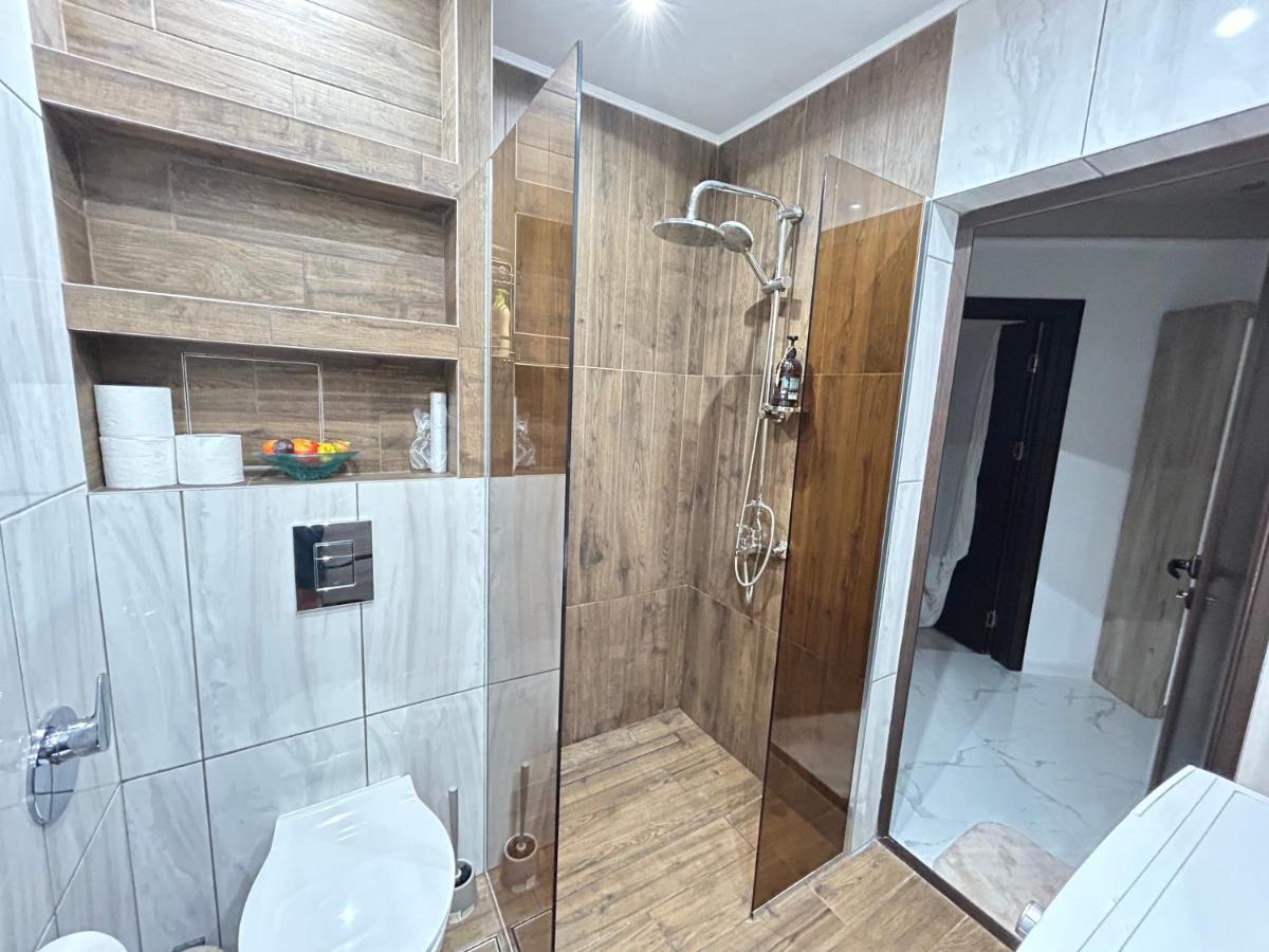 Apartament Deluxe Karina-Free Parking Burgas City Eksteriør billede