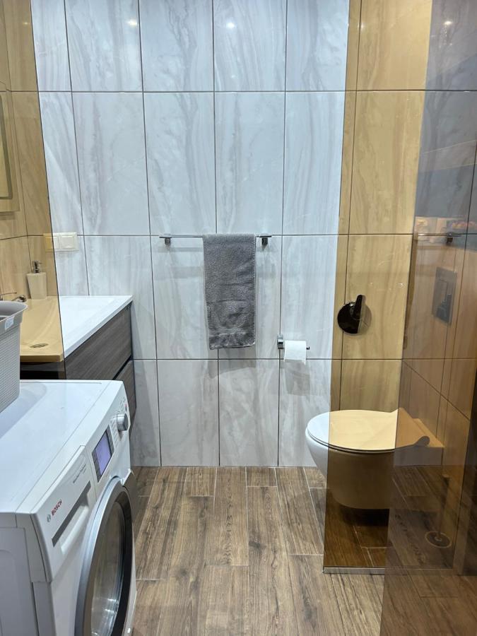 Apartament Deluxe Karina-Free Parking Burgas City Eksteriør billede